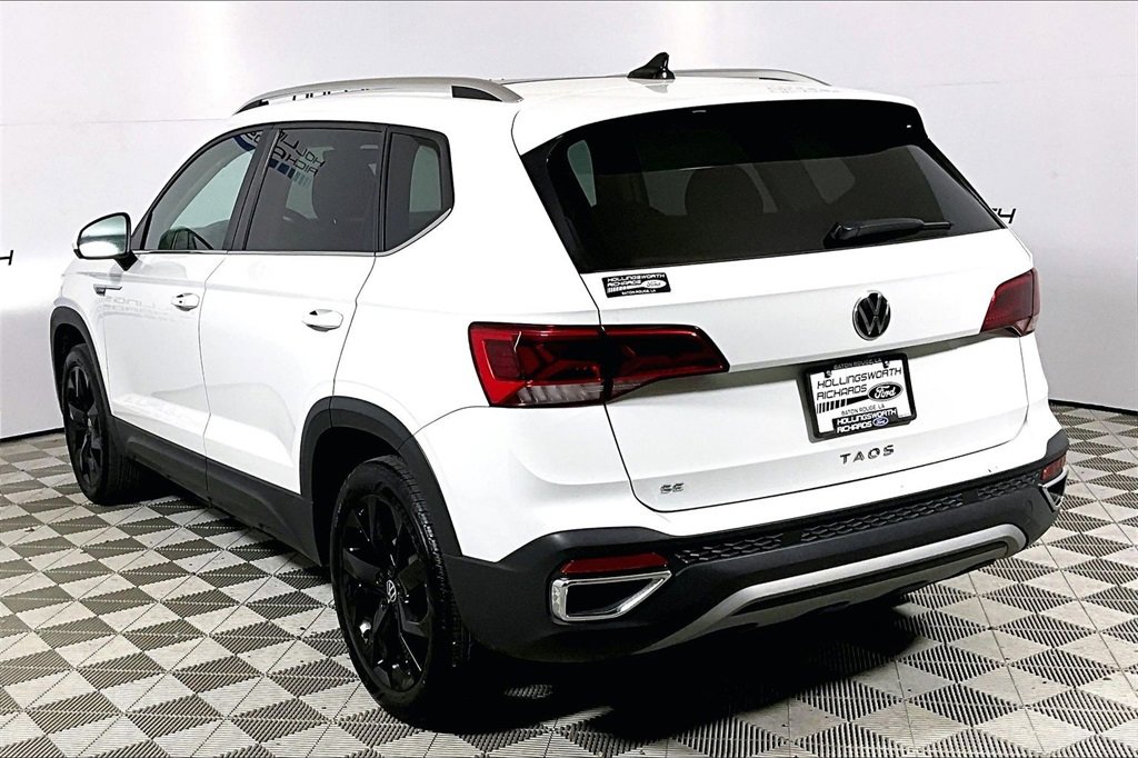 Used 2024 Volkswagen Taos SE image 8