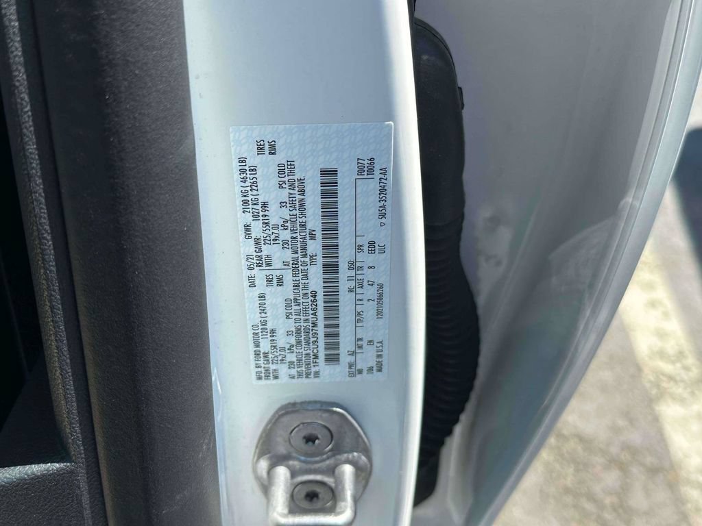 Certified 2021 Ford Escape Titanium AWD/4WD image 19