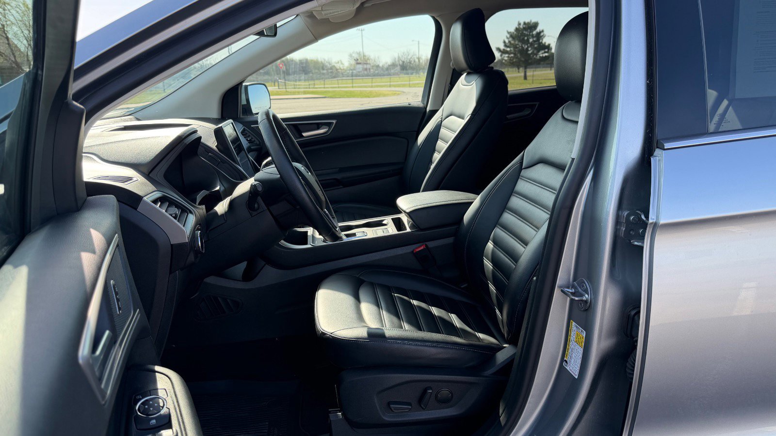 Certified 2024 Ford Edge SEL w/ Convenience Package AWD/4WD image 18