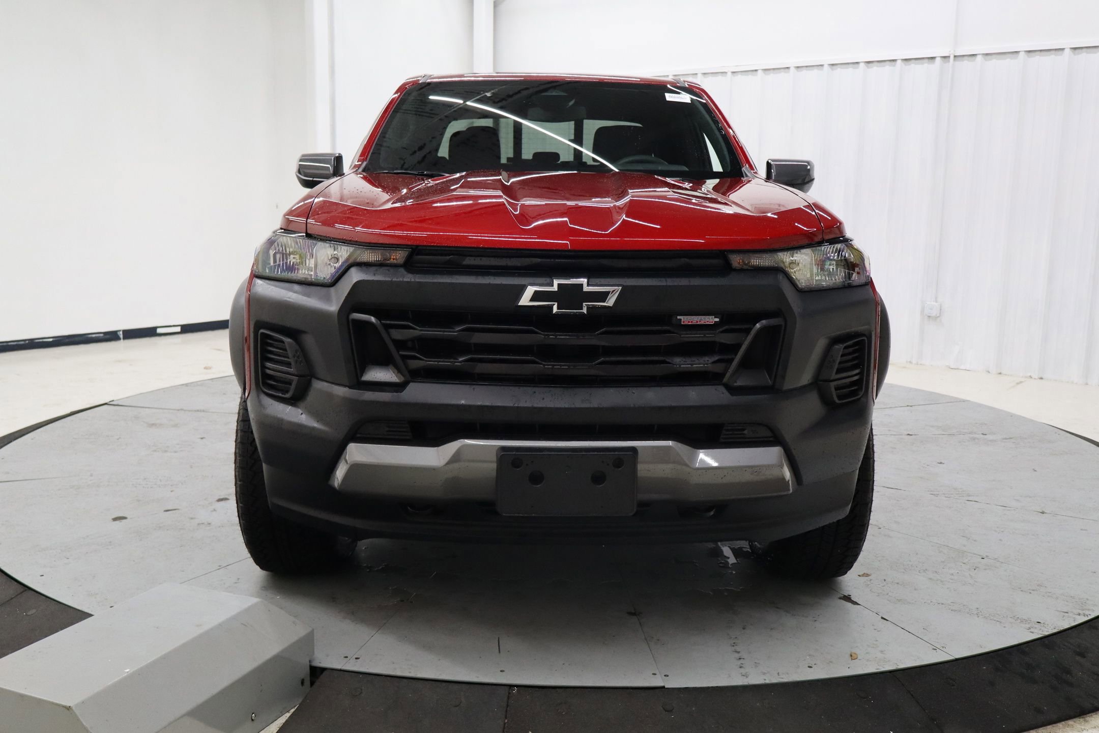 Used 2025 Chevrolet Colorado Trail Boss image 8