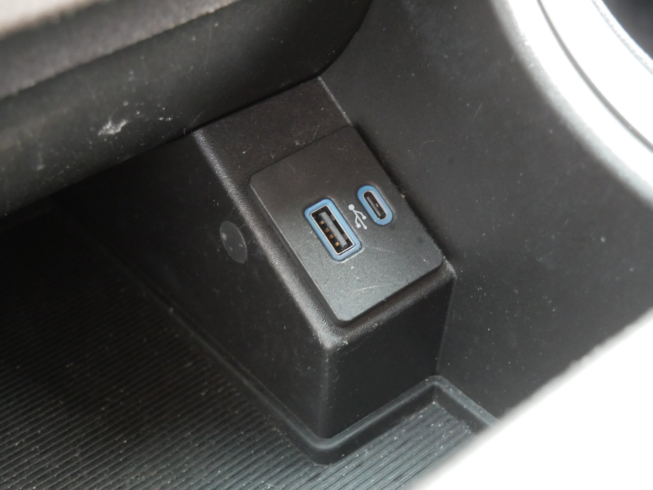 Certified 2023 Ford Edge SEL image 32