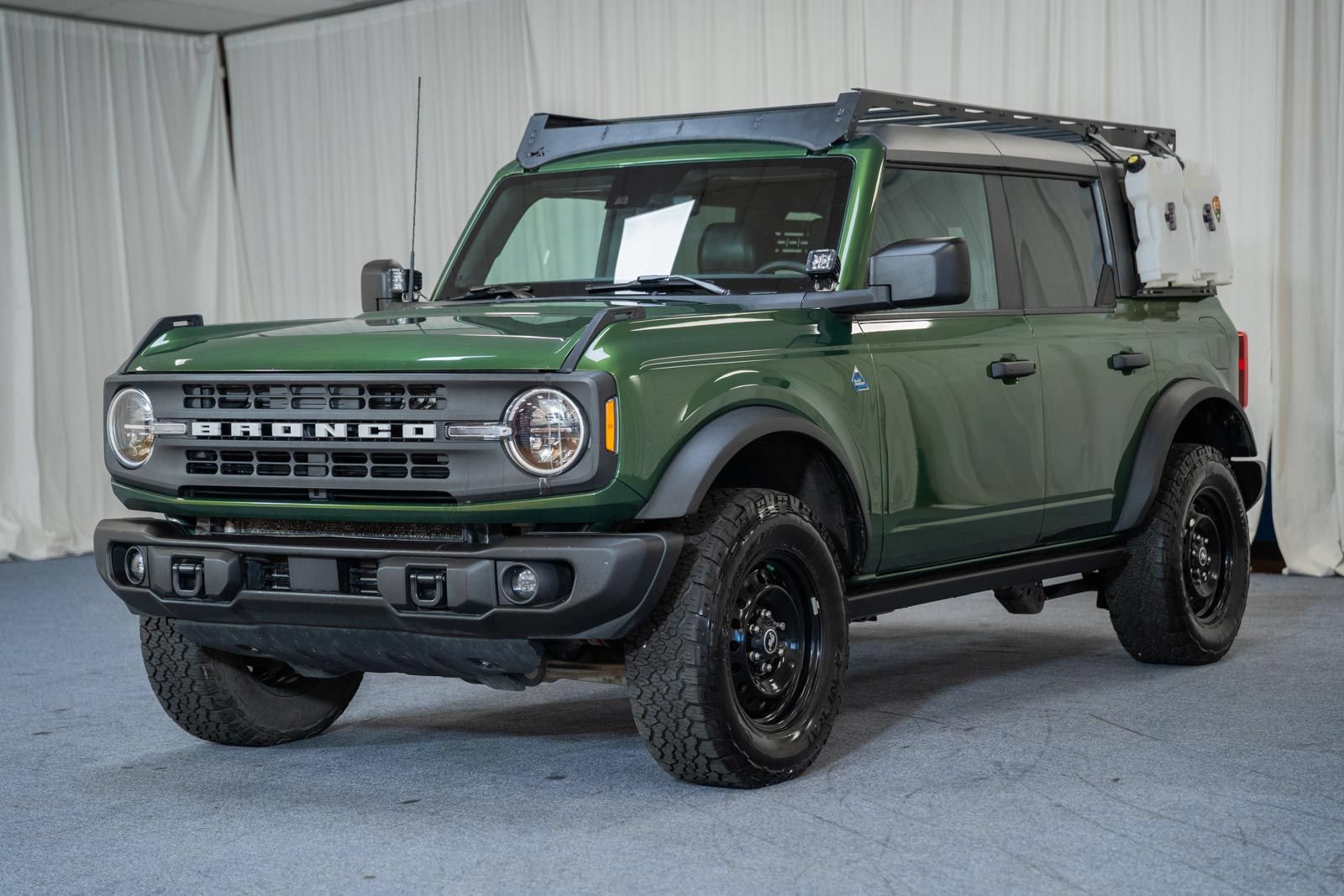 Certified 2022 Ford Bronco Black Diamond AWD/4WD image 3