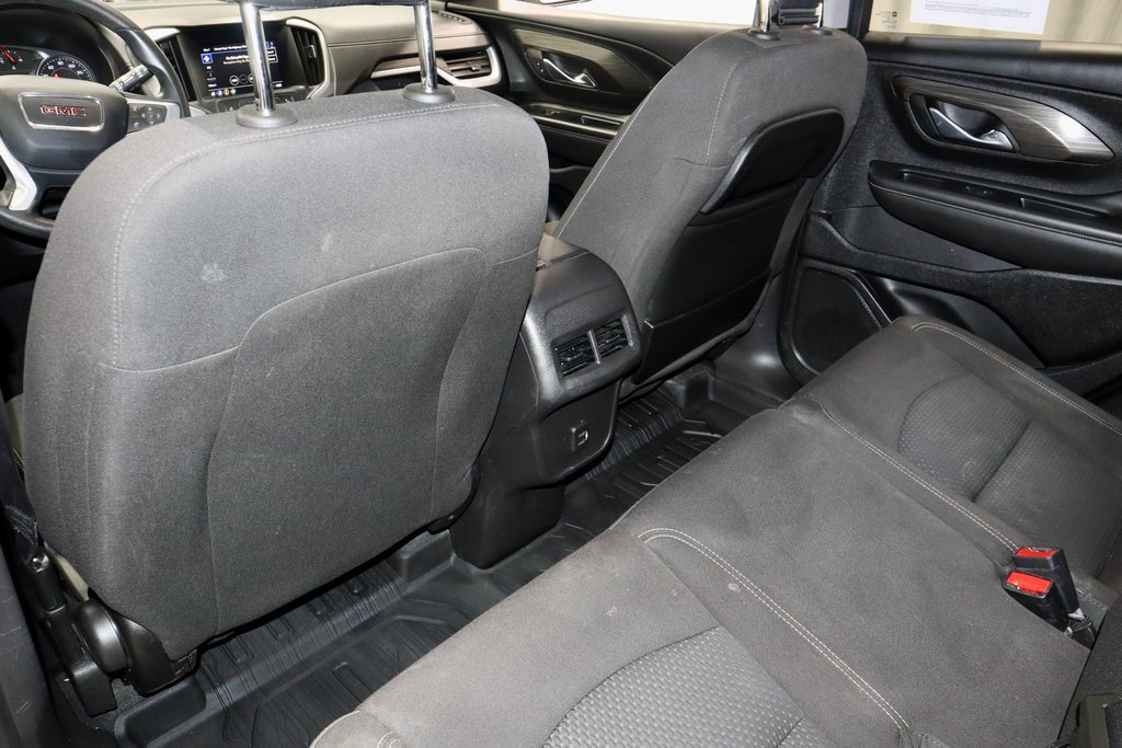 Used 2023 GMC Terrain SLE w/ LPO, Floor Liner Package image 20
