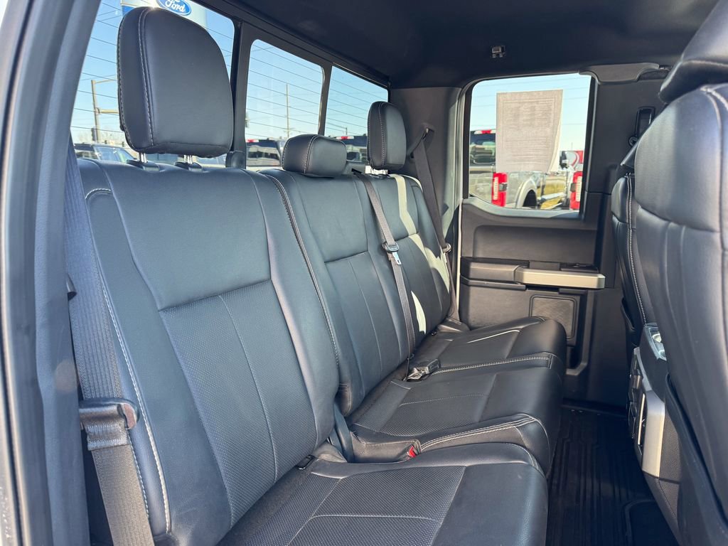 Certified 2022 Ford F350 Lariat w/ Chrome Package image 17