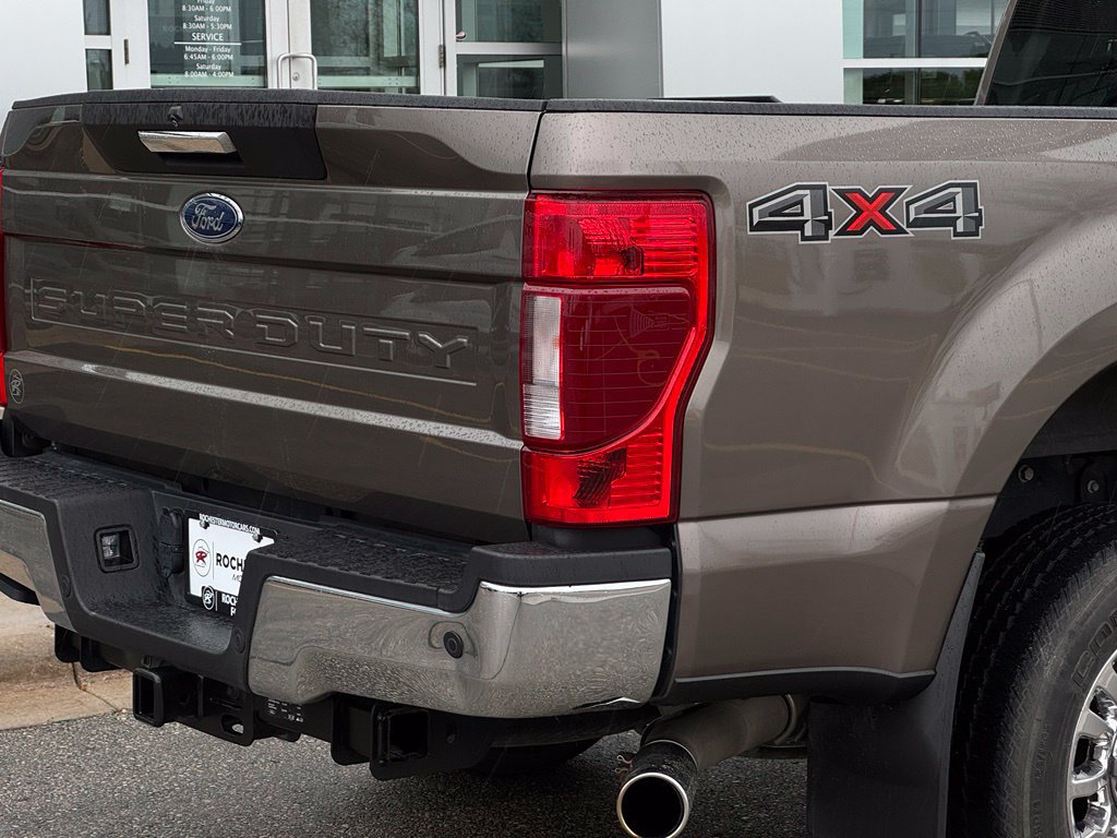 Certified 2022 Ford F250 XLT w/ XLT Premium Package AWD/4WD image 46