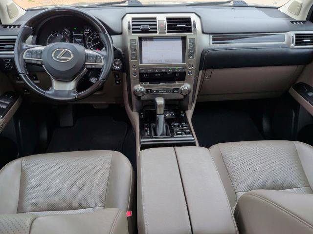 Used 2021 Lexus GX 460 Luxury w/ Off Road Package AWD/4WD image 12