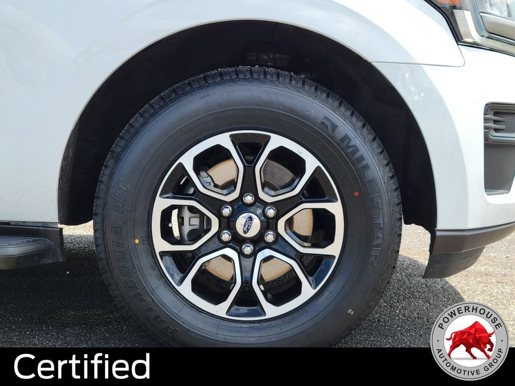 Certified 2024 Ford Expedition XLT RWD image 12