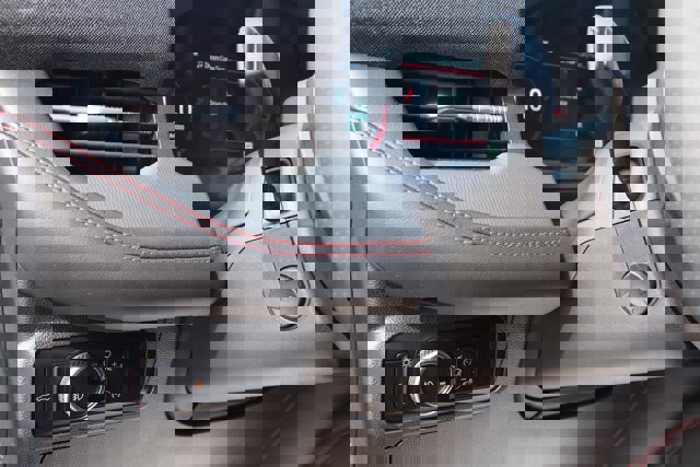 Certified 2025 Ford Explorer ST image 23