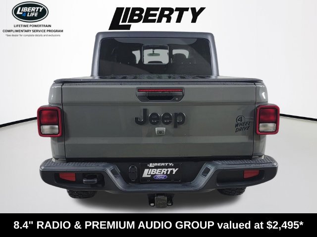 Used 2023 Jeep Gladiator Sport AWD/4WD image 4