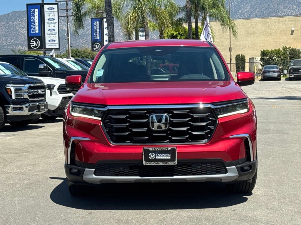 Used 2025 Honda Pilot EX-L image 4
