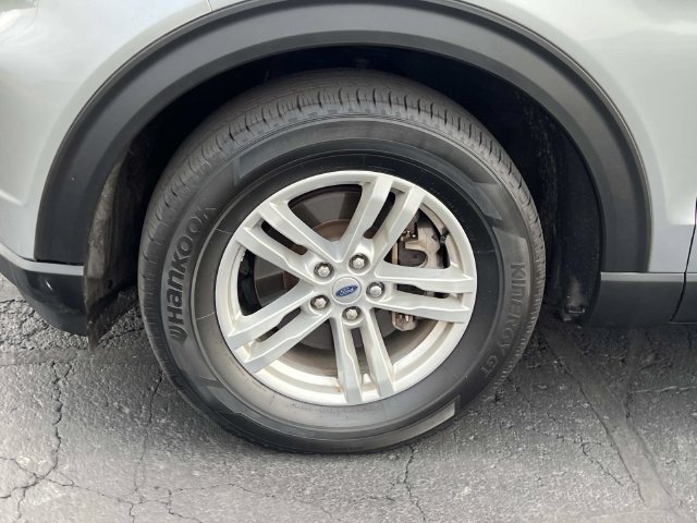 Certified 2024 Ford Explorer XLT AWD/4WD image 9