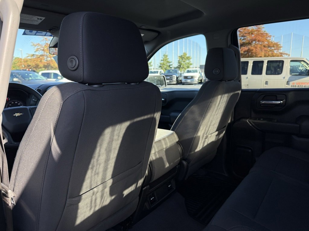 Used 2022 Chevrolet Silverado 1500 Custom image 24