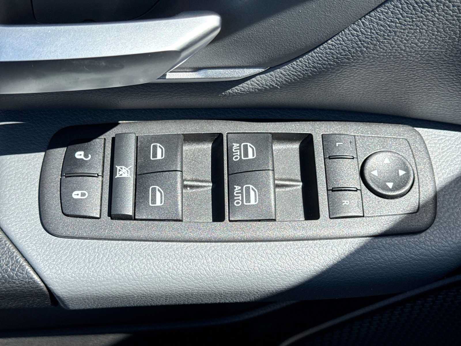 Used 2022 RAM 1500 Big Horn AWD/4WD image 16