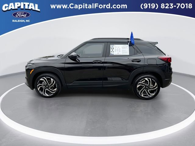 Used 2025 Chevrolet TrailBlazer RS w/ Convenience Package image 3