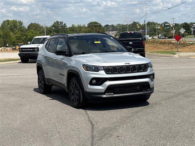 Used 2026 Jeep Compass Limited AWD/4WD image 3
