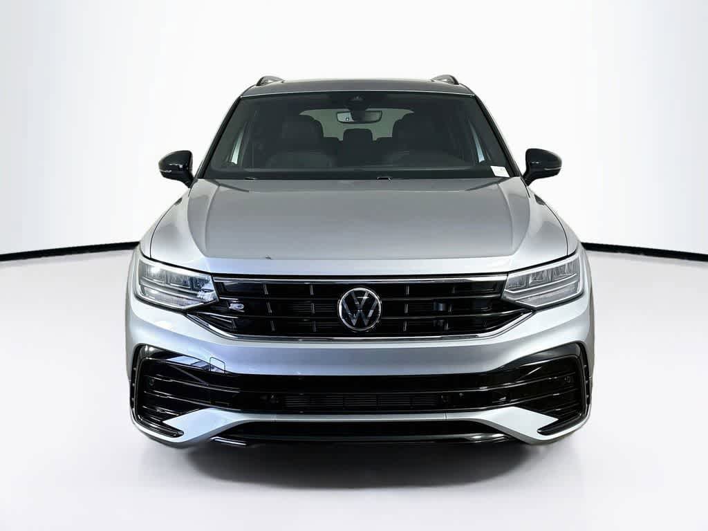 Used 2023 Volkswagen Tiguan SE R-Line FWD image 6