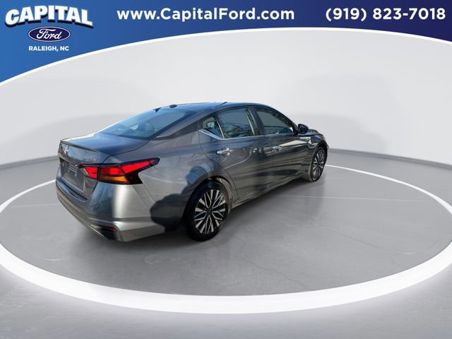 Used 2024 Nissan Altima 2.5 SV image 6