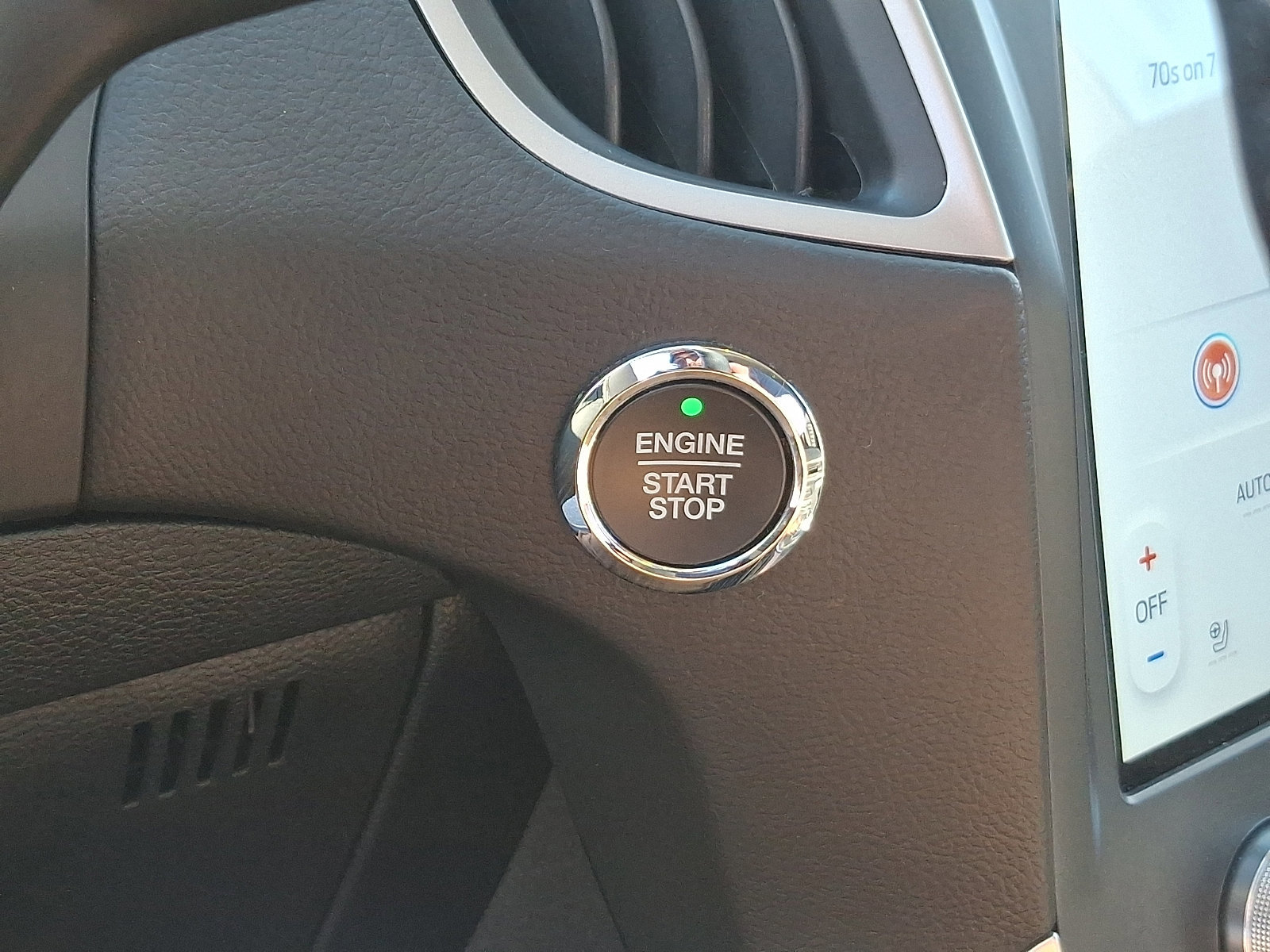 Certified 2022 Ford Edge SEL w/ Convenience Package image 22