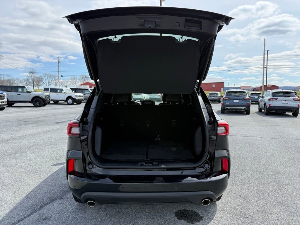Certified 2024 Ford Escape ST-Line w/ Tech Pack #1 AWD/4WD image 28