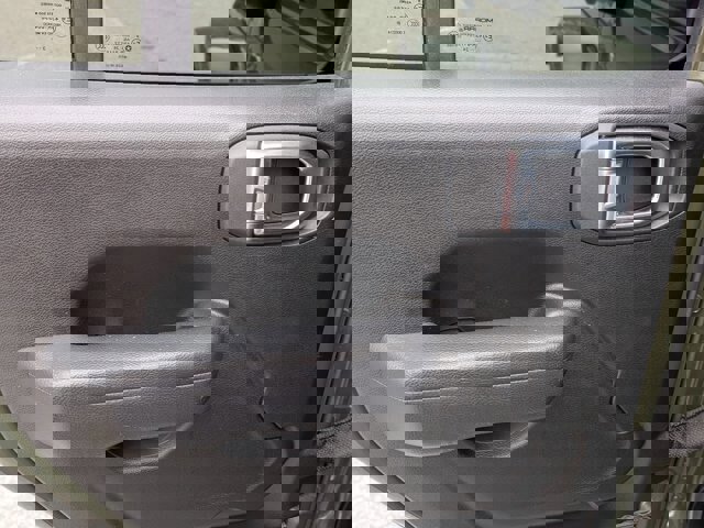 Used 2024 Jeep Gladiator Sport image 27