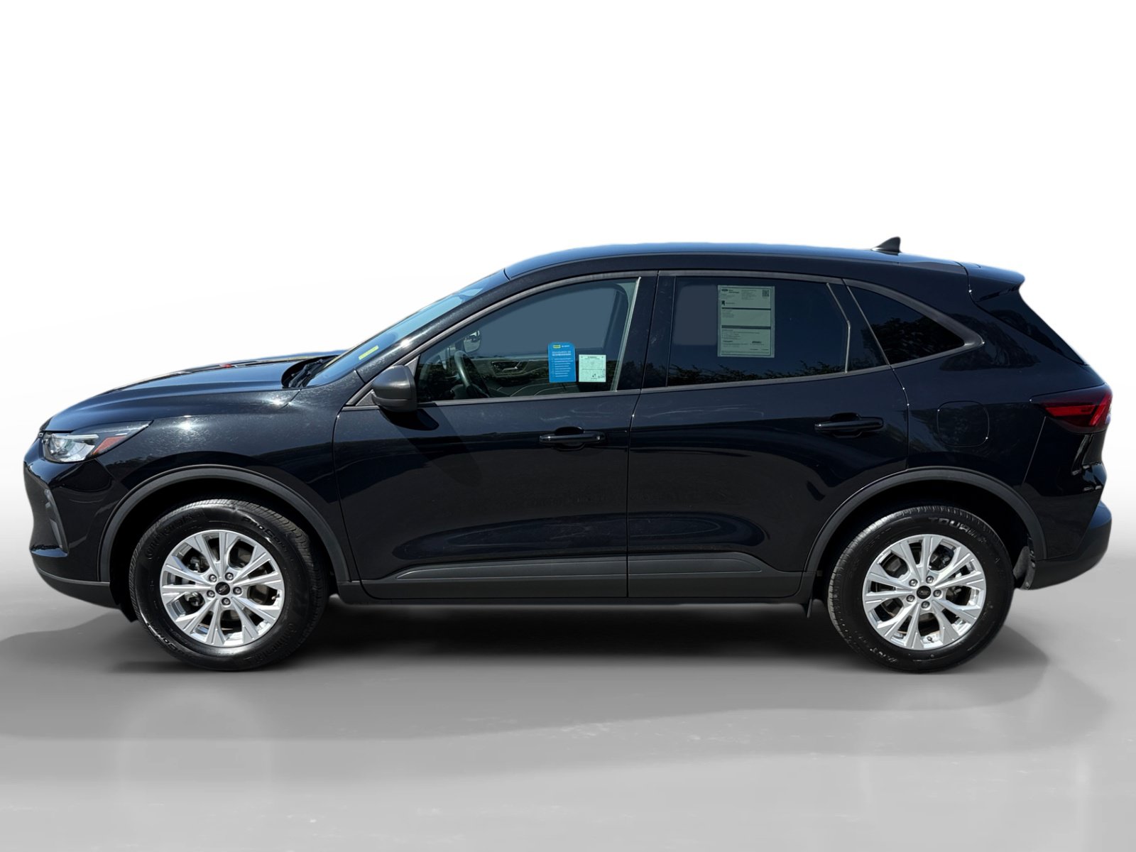 Certified 2025 Ford Escape Active AWD/4WD image 2