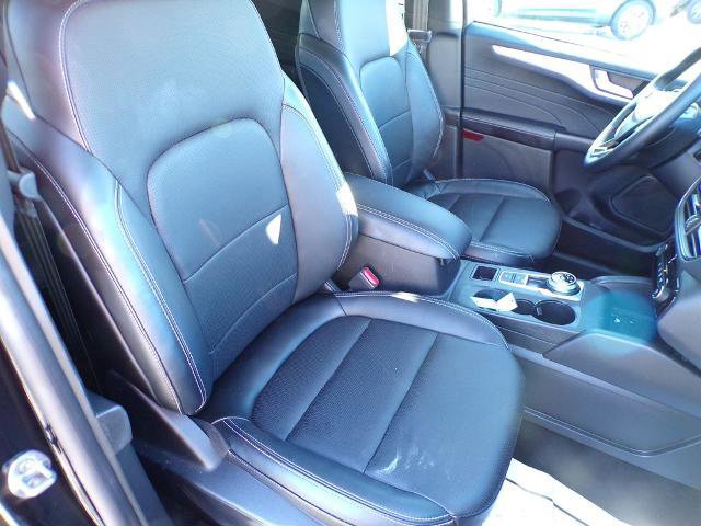 Certified 2025 Ford Escape Platinum image 13