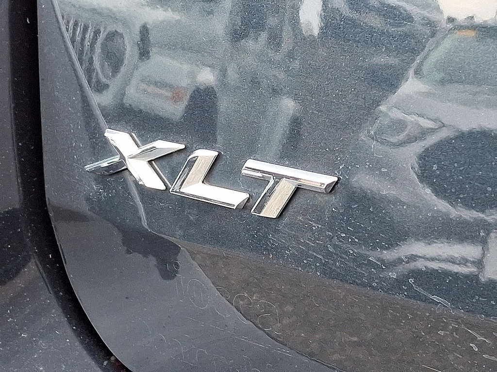 Certified 2023 Ford Explorer XLT w/ Equipment Group 202A AWD/4WD image 24