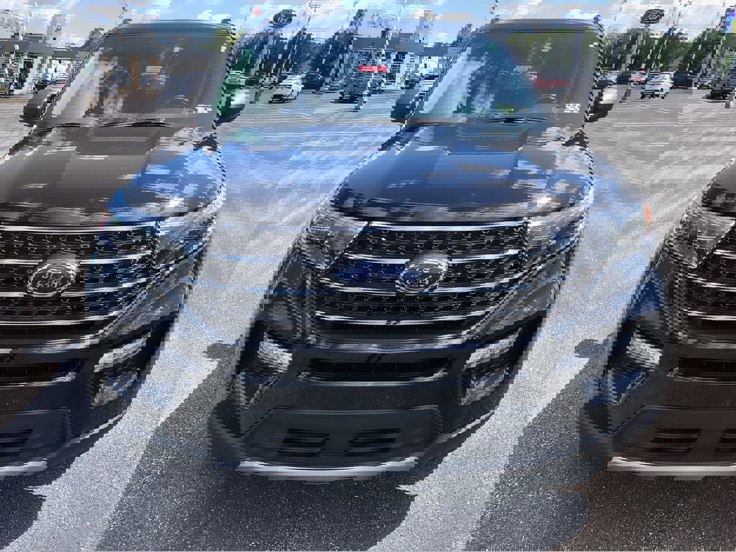 Certified 2023 Ford Explorer XLT w/ Equipment Group 202A image 8