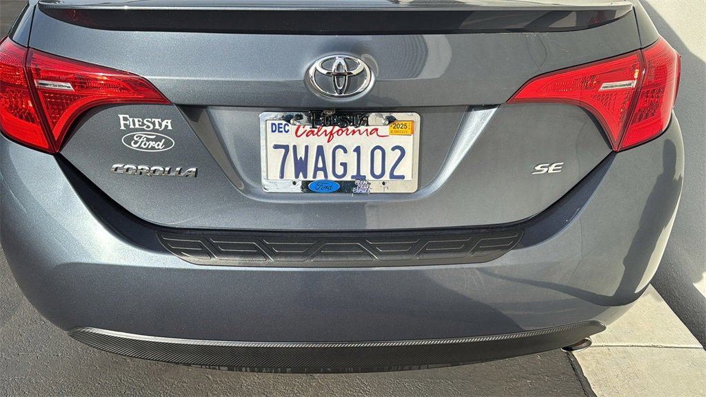 Used 2017 Toyota Corolla SE image 3