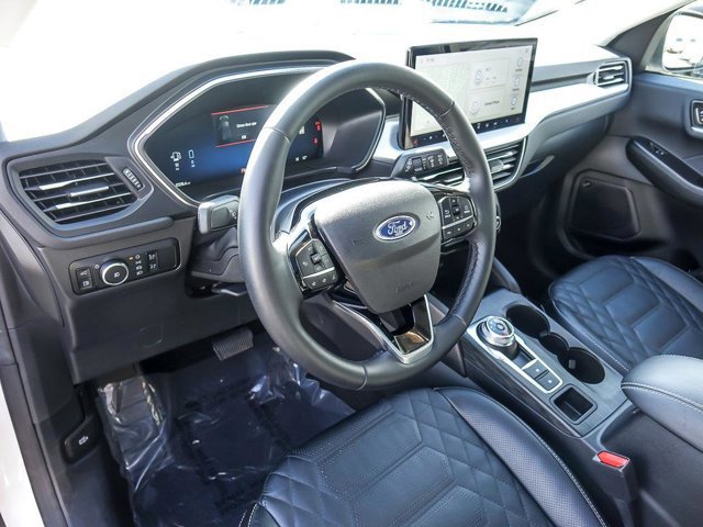 Certified 2023 Ford Escape SE w/ PHEV Premium Package image 14