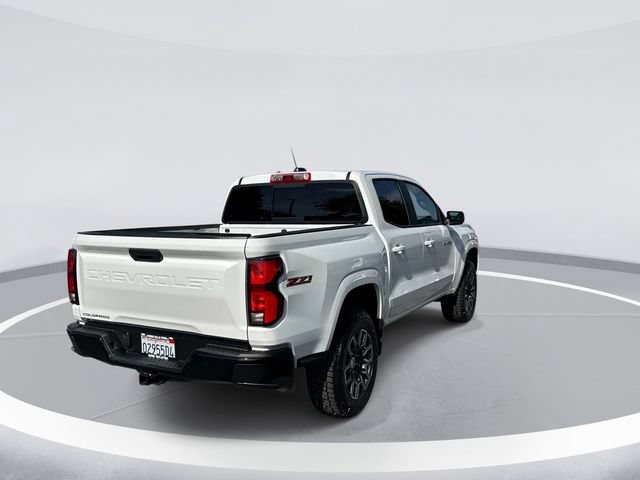 Used 2024 Chevrolet Colorado Z71 w/ Advanced Trailering Package AWD/4WD image 4