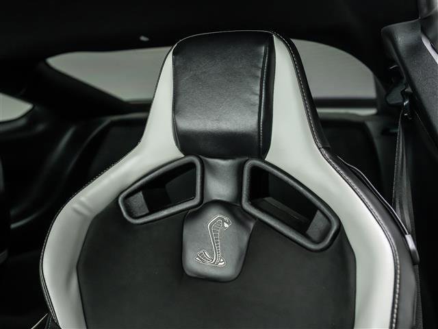 Certified 2021 Ford Mustang Shelby GT500 w/ Carbon Fiber Track Pack image 26