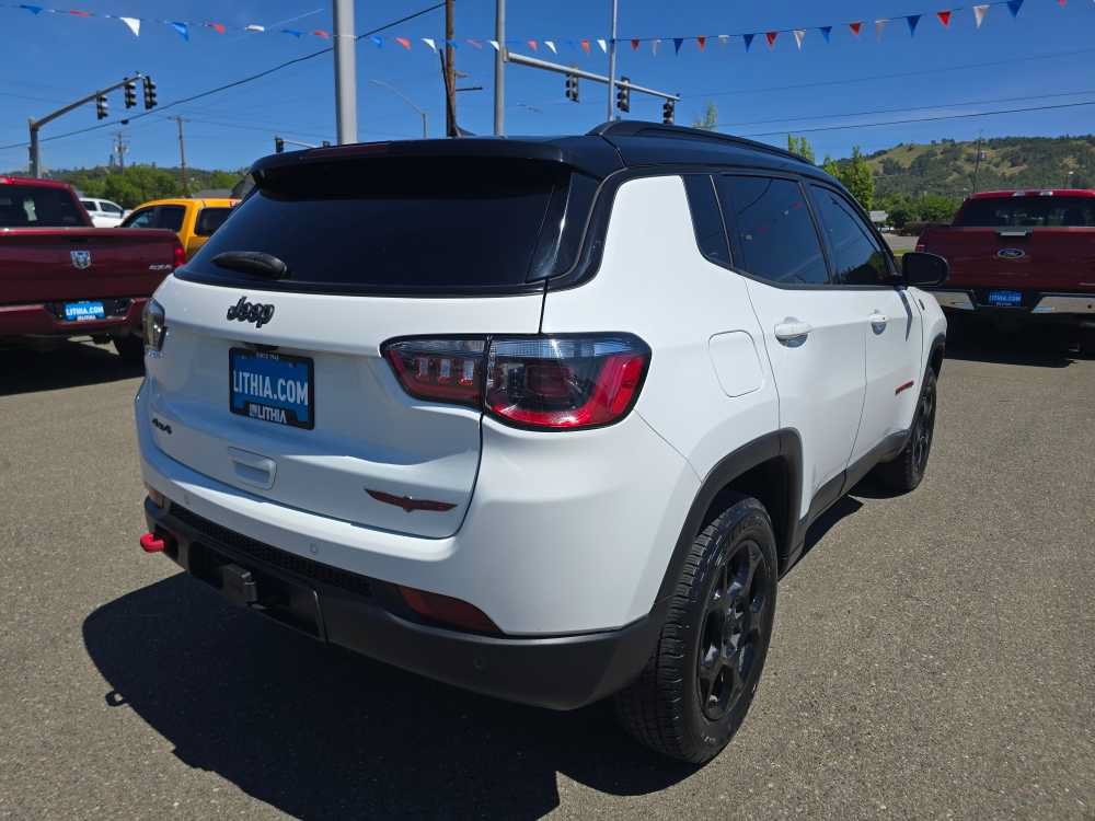 Used 2023 Jeep Compass Trailhawk w/ Trailhawk Convenience Group AWD/4WD image 5