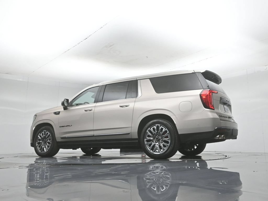 Used 2023 GMC Yukon XL Denali Ultimate AWD/4WD image 58