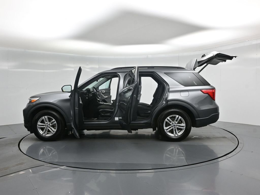 Certified 2022 Ford Explorer XLT w/ Class IV Trailer Tow Package image 61