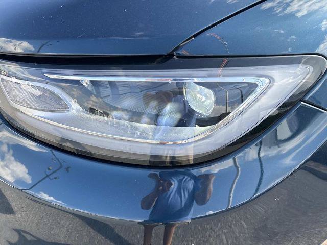 Used 2025 Chrysler Pacifica Select FWD image 10