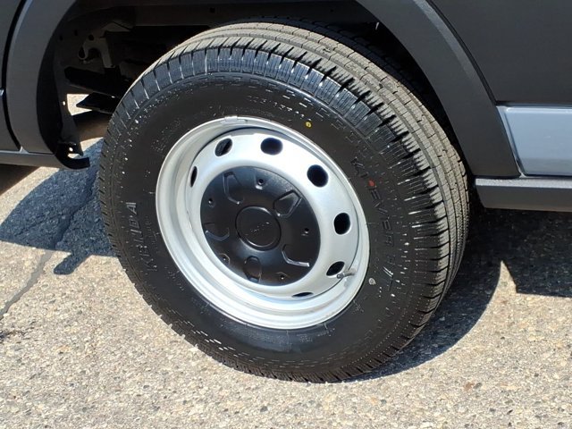 Certified 2025 Ford Transit 250 148 Medium Roof RWD image 20