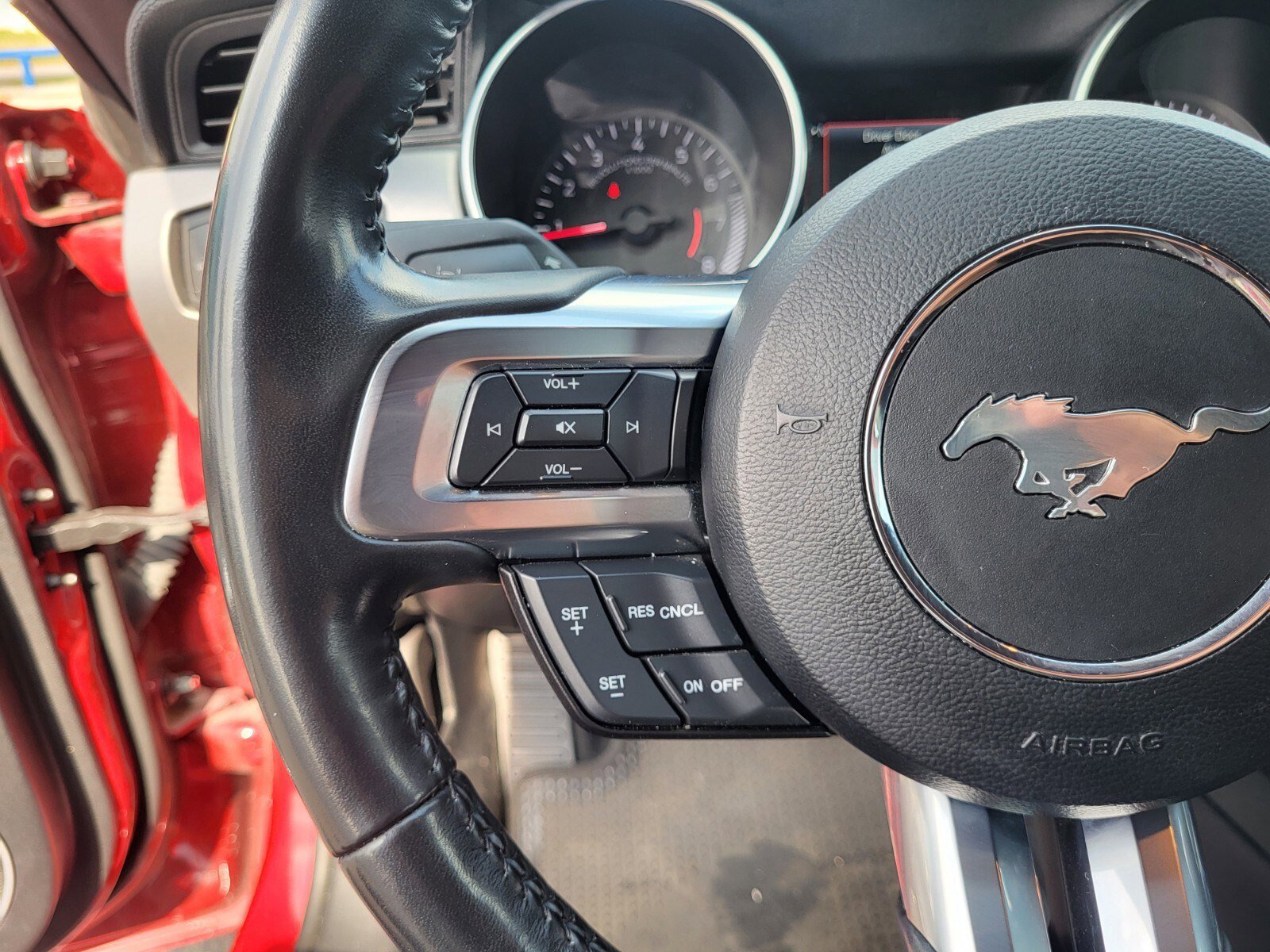 Certified 2022 Ford Mustang Premium RWD image 26
