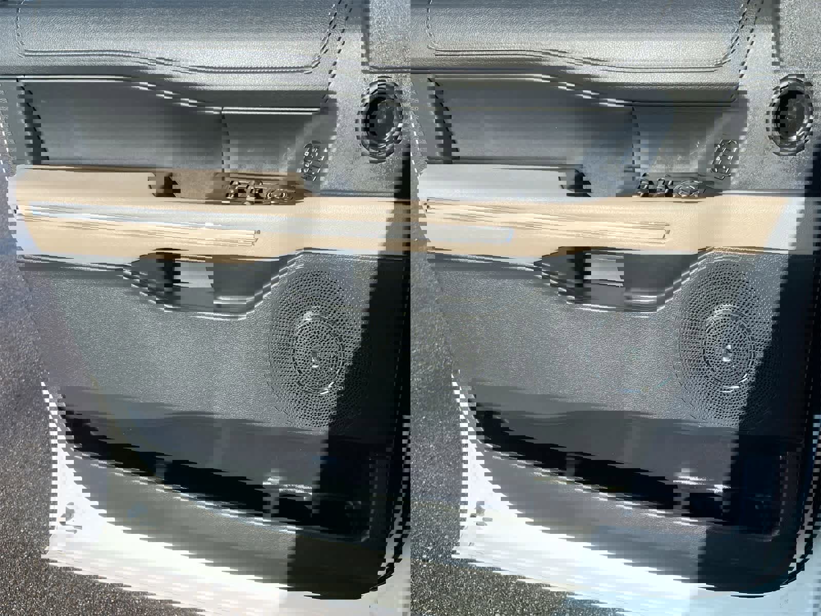 Certified 2022 Ford Expedition Max Limited image 29