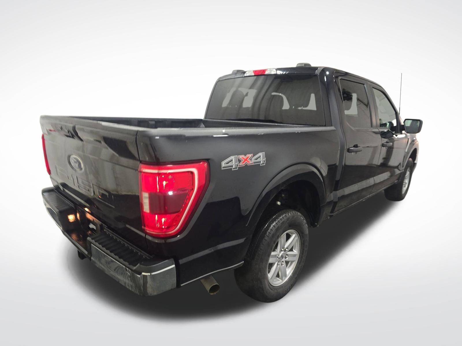 Certified 2022 Ford F150 XLT w/ Trailer Tow Package image 4