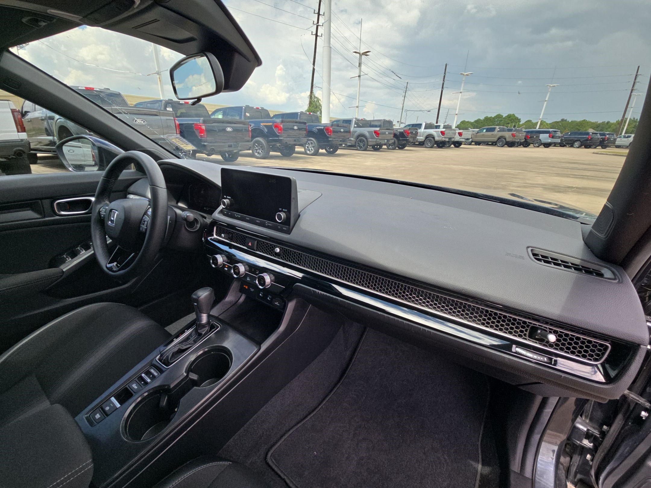 Used 2025 Honda Civic Sport image 30
