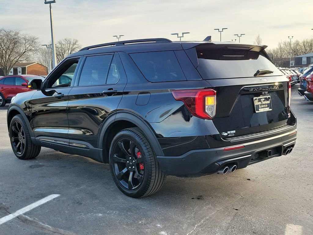 Certified 2021 Ford Explorer ST w/ Equipment Group 401A image 3