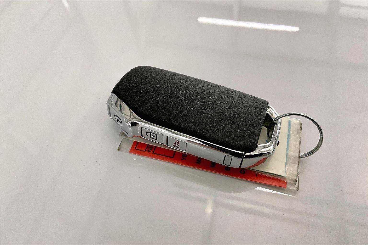 Used 2023 Kia Sportage EX image 11