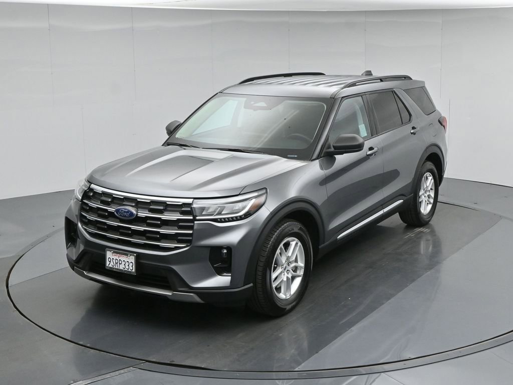 Certified 2025 Ford Explorer Active w/ Active Comfort Package RWD image 40