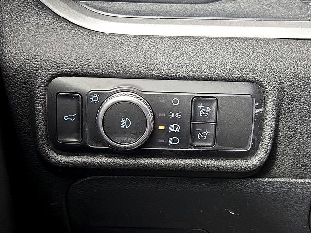 Certified 2023 Ford Explorer XLT w/ Equipment Group 202A image 24