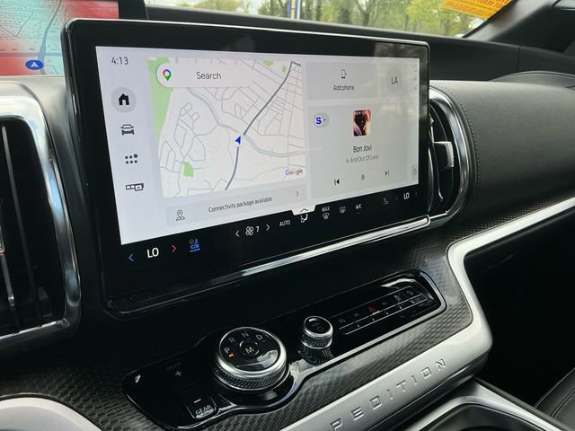 Certified 2026 Ford Expedition Platinum w/ Stealth Appearance Package image 21