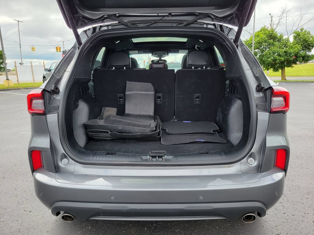 Certified 2024 Ford Escape ST-Line w/ Tech Pack #1 AWD/4WD image 24