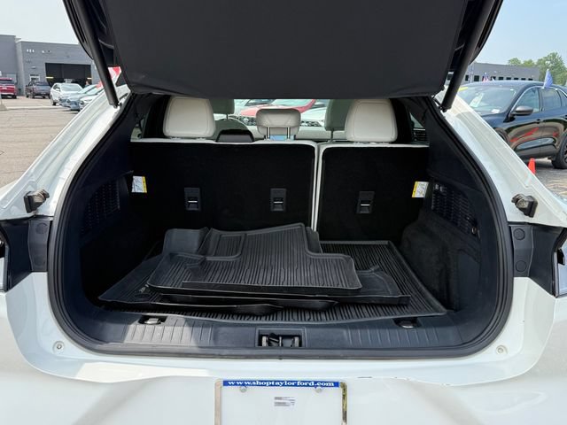 Certified 2022 Ford Mustang Mach-E Premium AWD/4WD image 29