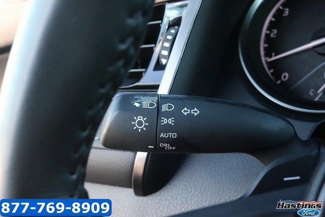 Used 2024 Toyota Camry SE image 22