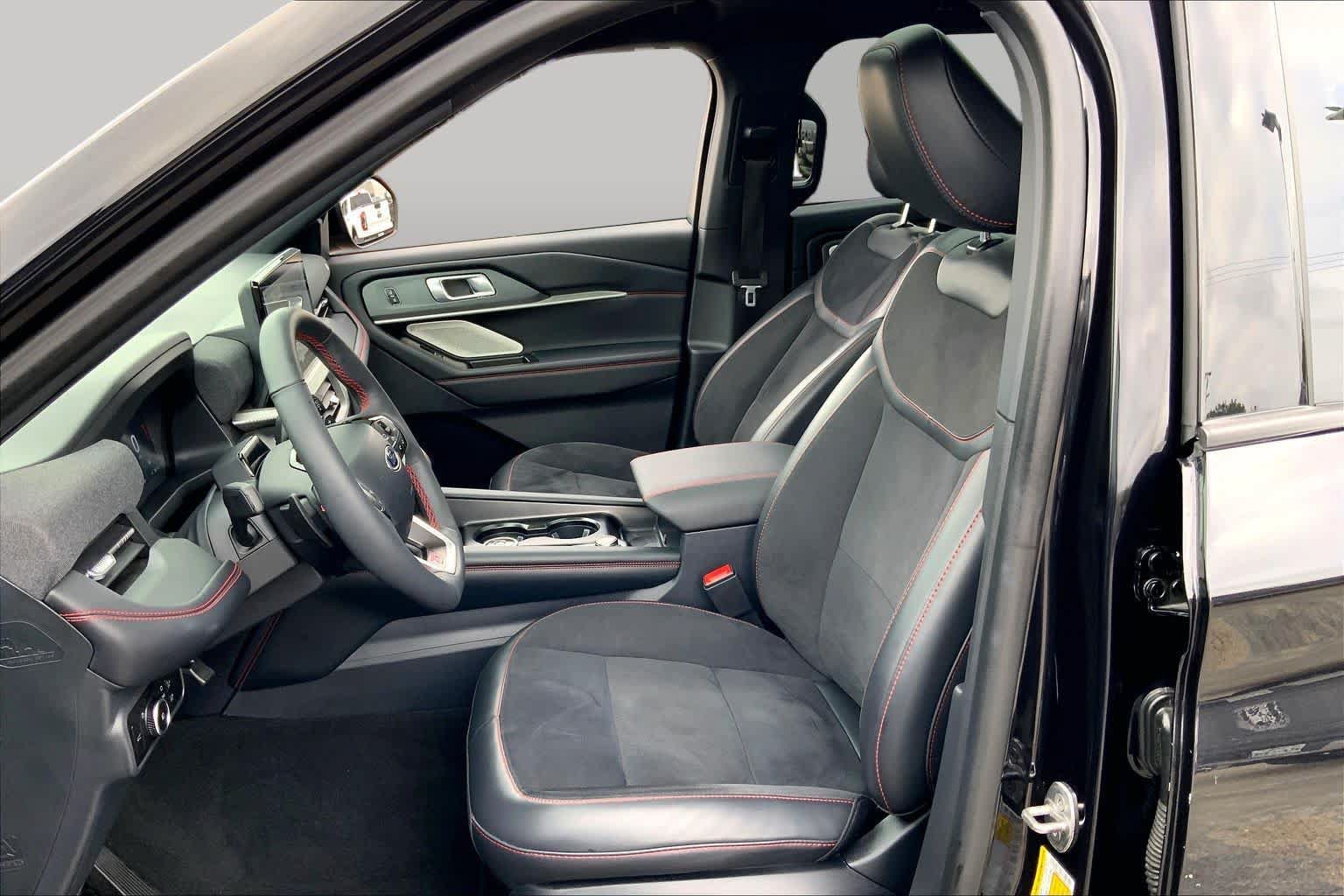 Certified 2026 Ford Explorer ST w/ Sun And Sound Package AWD/4WD image 8